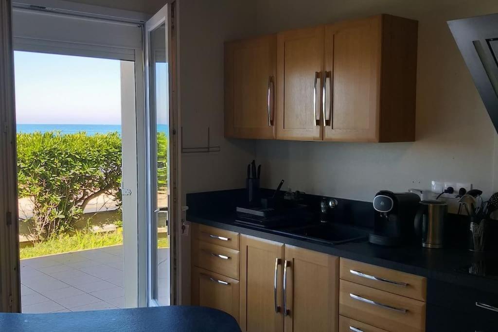Vue Exceptionnelle En Front De Mer, 8 Personnes Ver-sur-Mer Esterno foto